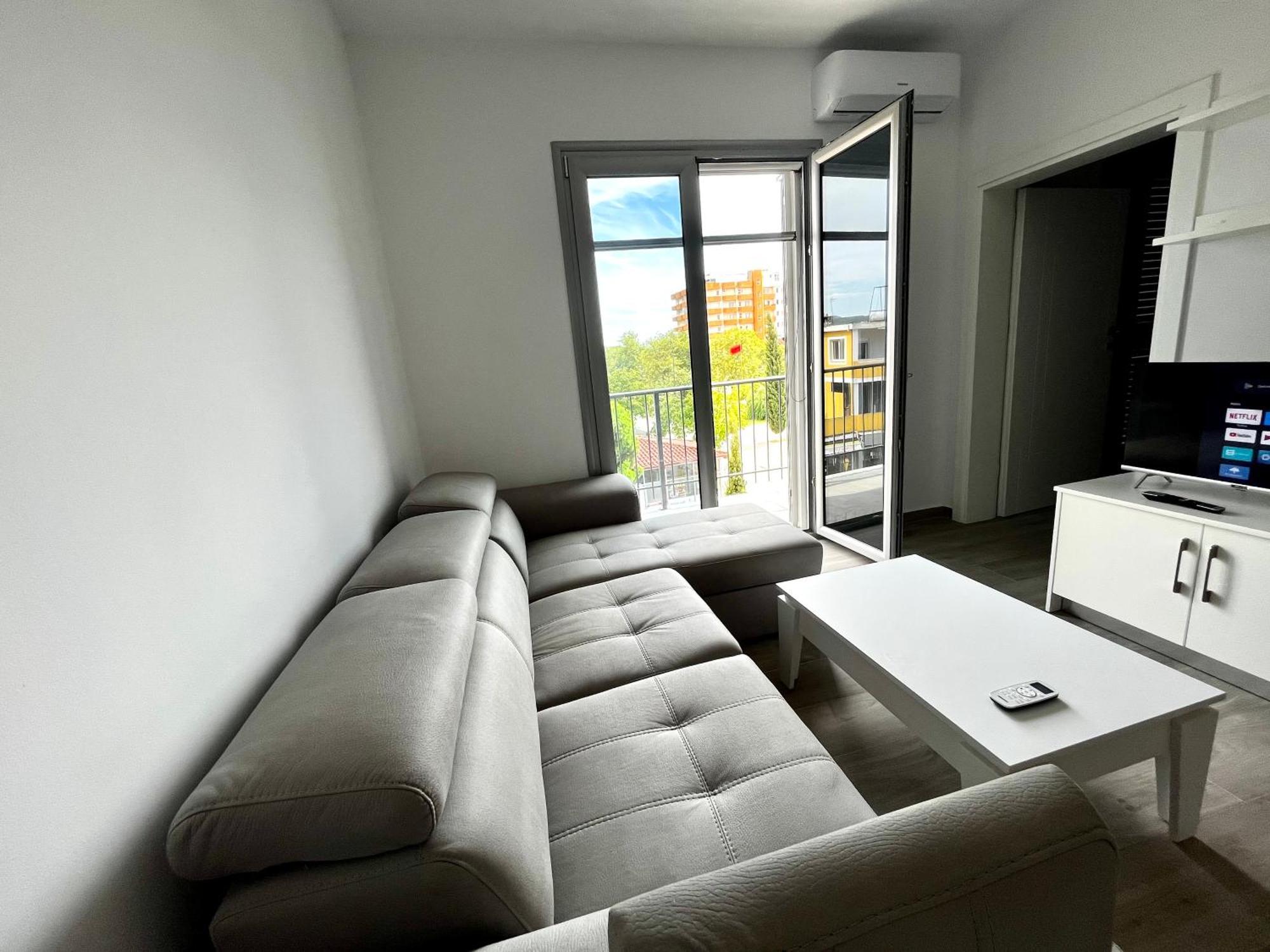 H&A Guest House Divjake Exteriér fotografie